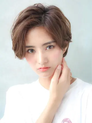 ショート カラー 🉐レイヤー/塩見 弘樹🉐渋谷のヘアスタイル