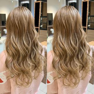 ロング カラー ヘアアレンジ プルエクステ 𝑾𝑨𝑲𝑨のヘアスタイル
