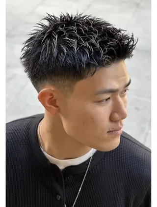 ショート メンズ トミモト アユムのヘアスタイル