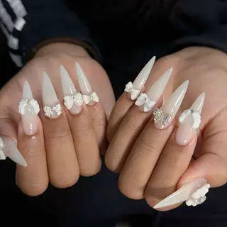 ネイル Lyna 池袋のネイルデザイン