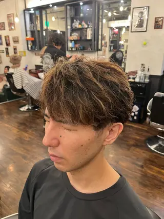 ショート 山崎 ユキヤのヘアスタイル