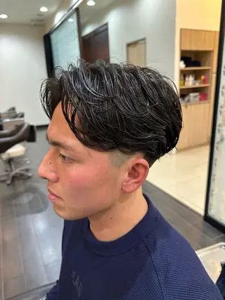 パーマ メンズ ナチュラルヘア 神田一瑳のヘアスタイル
