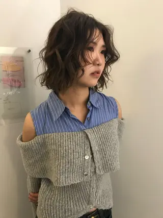 ショート shuri/暖色カラ ー暗髪カラー/矢場町のヘアスタイル