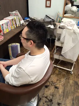 ショート 香川 裕基のヘアスタイル