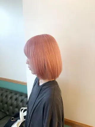 セミロング カラー 🩶ナチュラル ハイトーン/はちすのヘアスタイル