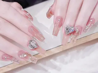 ネイル CeCeまつげパーマ マツエク❣️パリエクのネイルデザイン