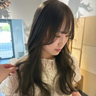 ロング カラー Yui⭐️ 透明感カラー🫧のヘアスタイル