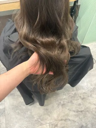 セミロング チャコ|暖色 |ボブ•レイヤーのヘアスタイル