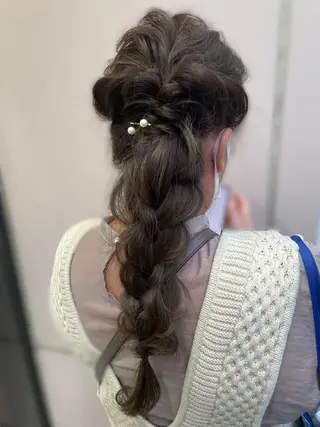 ロング カラー ヘアアレンジ 河野 優希のヘアスタイル