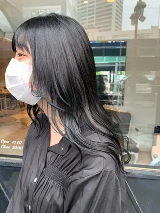 ロング カラー Takahashi Yuriのヘアスタイル