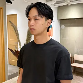 ミディアム メンズ センターパート 田形清流のヘアスタイル