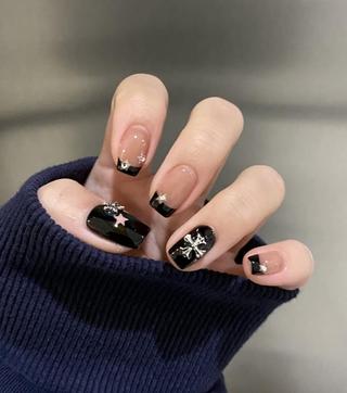 ネイル エリ🫧 nail池袋東口のネイルデザイン
