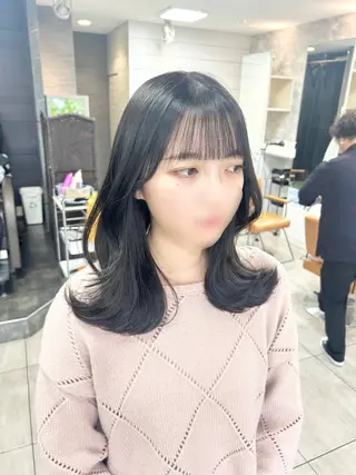 ミディアム レイヤー/艶髪カラー 森本くるみのヘアスタイル