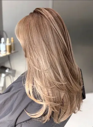ロング Kotomi 🇺🇸💋のヘアスタイル