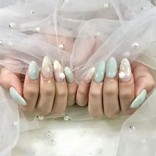 ネイル KOKORO💎 8月空きあり🐋🤍のネイルデザイン