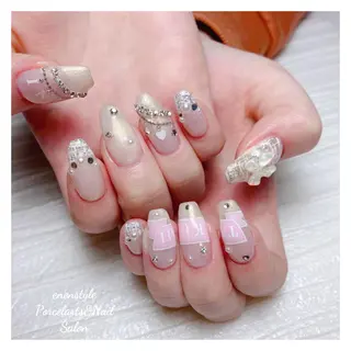ミディアム ネイル 🐾enen style 🐾のネイルデザイン