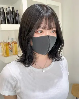 ミディアム カラー mir MIYUのヘアスタイル