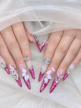 ネイル Salon GOLD Rinのネイルデザイン