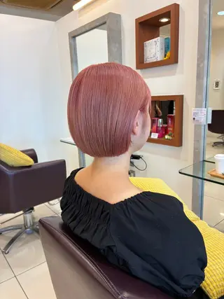 ショート カラー ヘアアレンジ カワシマ セイカのヘアスタイル