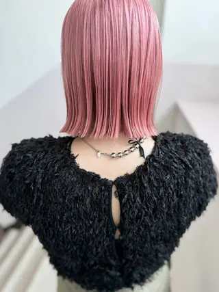 ミディアム カラー オカモト ミユウのヘアスタイル