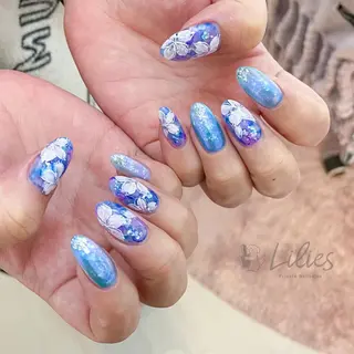 ネイル Nailsalon Liliesのネイルデザイン