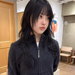 ロング カラー レイヤーカット/ 透明感ベージュ モカのヘアスタイル