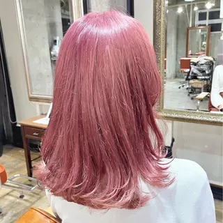 セミロング カラー ピンク系カラー💗 ヘアセット特化のヘアスタイル
