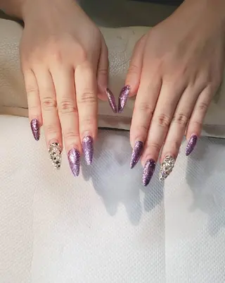 ネイル ＪＥＷＥＬ ＮＡＩＬのネイルデザイン