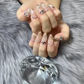 ネイル Doris Nail Salonのネイルデザイン