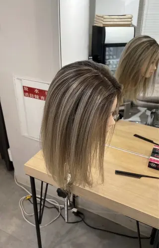 セミロング カラー 指名数No.1 /NAOYAのヘアスタイル