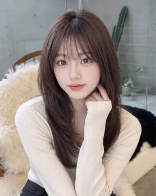 セミロング pia 薬院のヘアスタイル