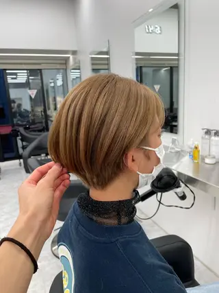 ショート カラー ヘアアレンジ 縮毛矯正/髪質改善/ ブリーチ毛/木元渓太のヘアスタイル