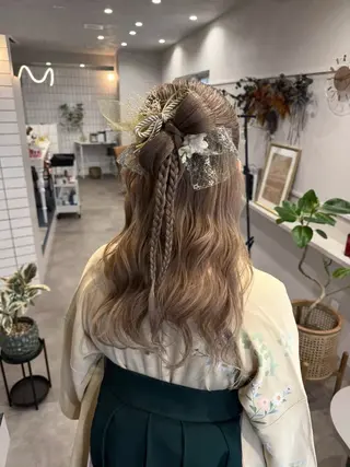 ロング ヘアアレンジ みやもと こゆきのヘアスタイル