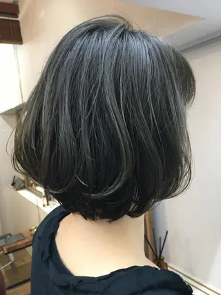 ミディアム カラー 代表 土屋ヒロユキ ショートカットのヘアスタイル