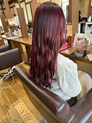 ロング カラー 門脇 絹華のヘアスタイル