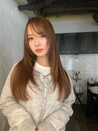セミロング レイヤー べージュ 白石研太のヘアスタイル