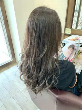 ロング 松本 亮のヘアスタイル