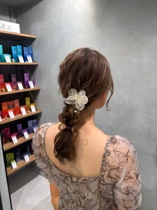 ショート ヘアアレンジ girly上品ヘア 🎀/ベージュikuのヘアスタイル
