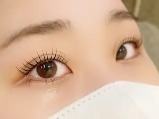パーマ yumika🌿 ラールのマツエク・マツパデザイン