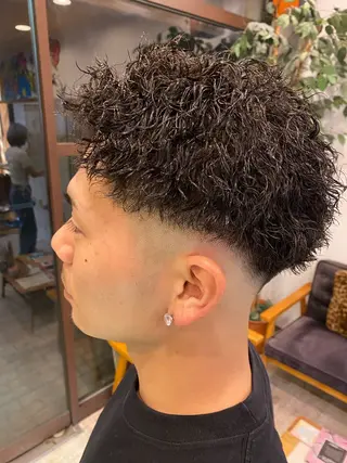 パーマ メンズ 曲がる縮毛矯正🌀 篠崎蓮　金沢文庫のヘアスタイル