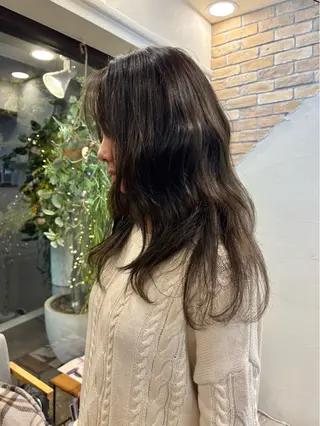 ロング 🌿miu /目黒区 / 透明感カラー🌿のヘアスタイル
