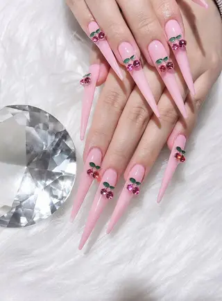 ネイル SESUNNY セサニーRINKAのネイルデザイン