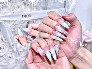 ネイル ✨Nailsalon Vi+✨のネイルデザイン