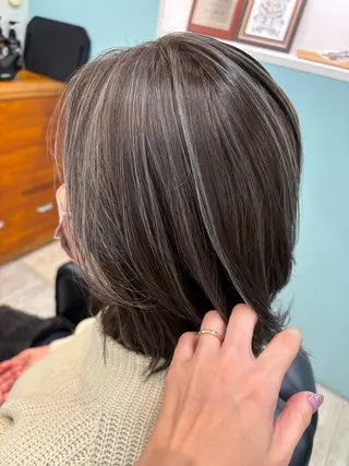 ミディアム カラー 通い続けられるサロン ママ美容師　明日香のヘアスタイル