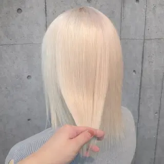ショート カラー ✨ブリーチ支持No1 複雑履歴修正/舘岡のヘアスタイル