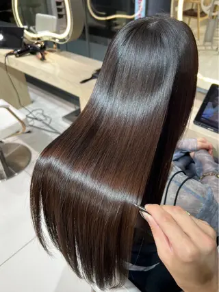 ロング カラー リオ艶髪️🫧 透明感カラー🦋のヘアスタイル