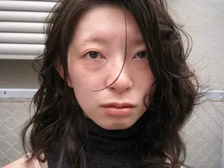 セミロング Kiwa 江坂/Hareruのヘアスタイル