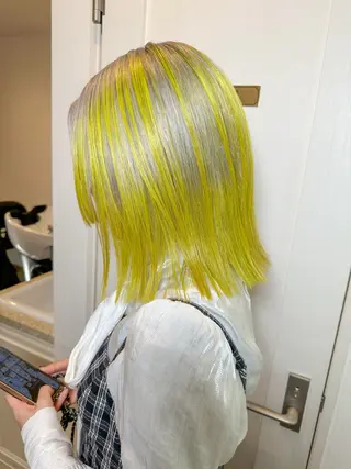 ミディアム 🍀ケアブリーチ カラー🍀坂井のヘアスタイル