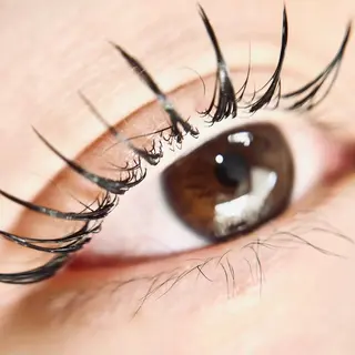 マツエク・マツパ komatsu eyelashウスダのマツエク・マツパデザイン