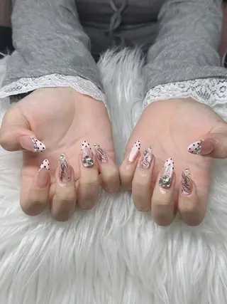 ネイル Lee Nailsのネイルデザイン